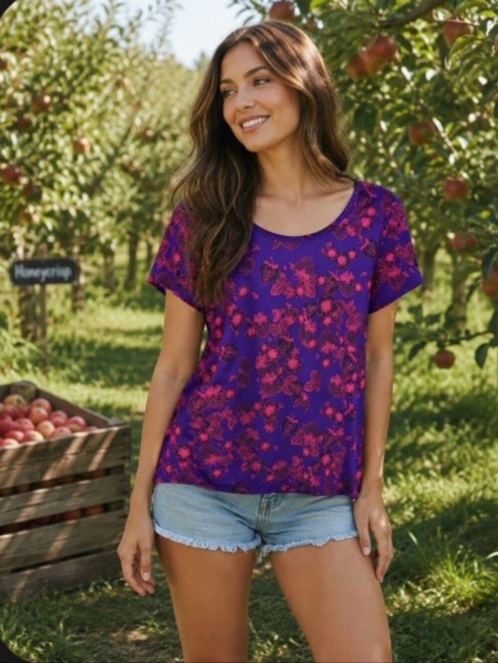 LuLaRoe Purple Strawberry Floral Short Sleeve Tee NWT Small Casual Summer